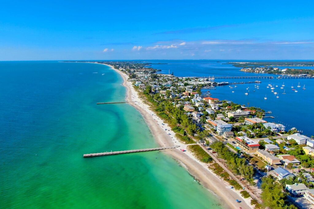 Top places to visit in florida in summer : Anna Maria Island